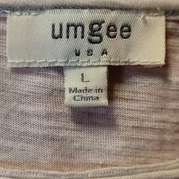 Umgee Lg cold shoulder tunic - Picture 3 of 6